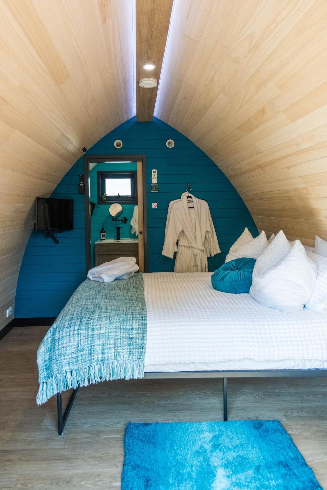Jen'S Garden Pods Bed & Breakfast Griffith Dış mekan fotoğraf